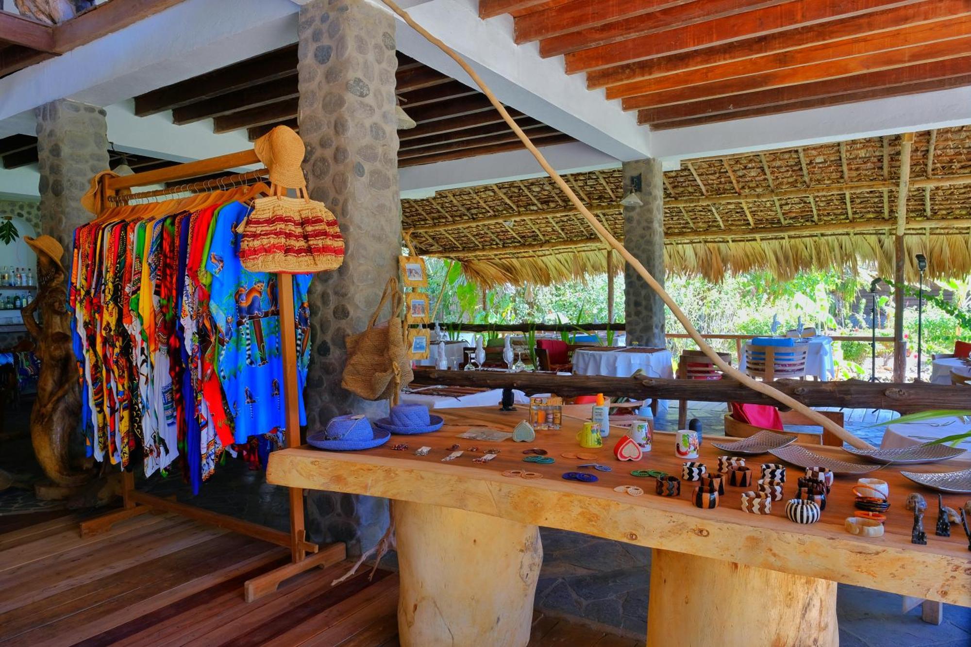 Sangany Lodge Befotaka Bay Bagian luar foto